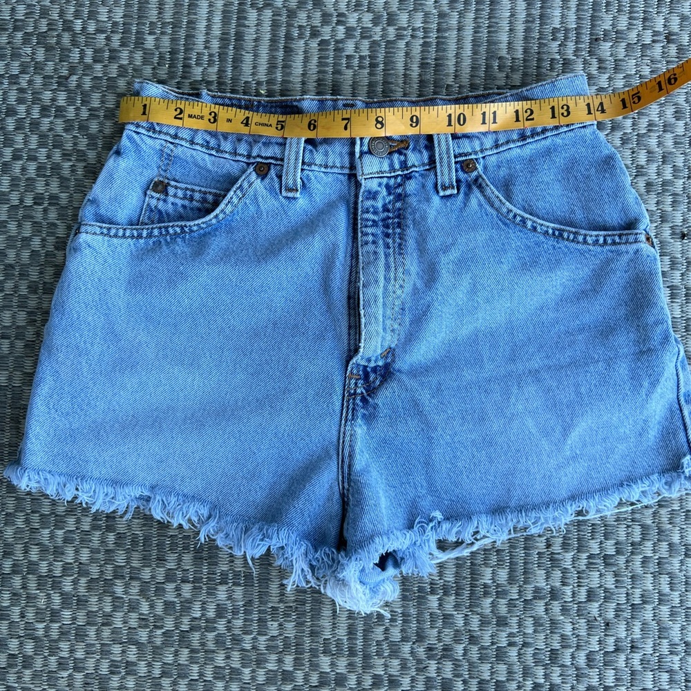 High waisted button fly Levis shorts. Vintage but in beautiful condition